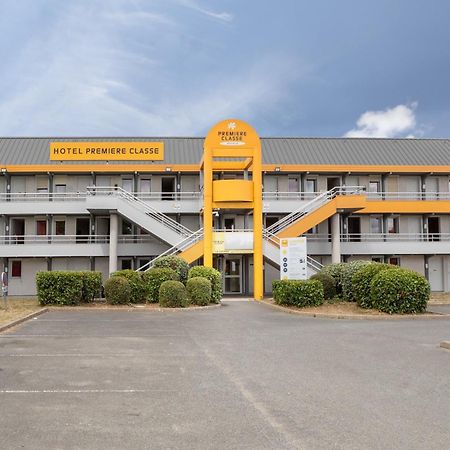 พรีเมียรคลาสลาวิลเลดูบอยส์ Hotel La Ville-du-Bois ภายนอก รูปภาพ