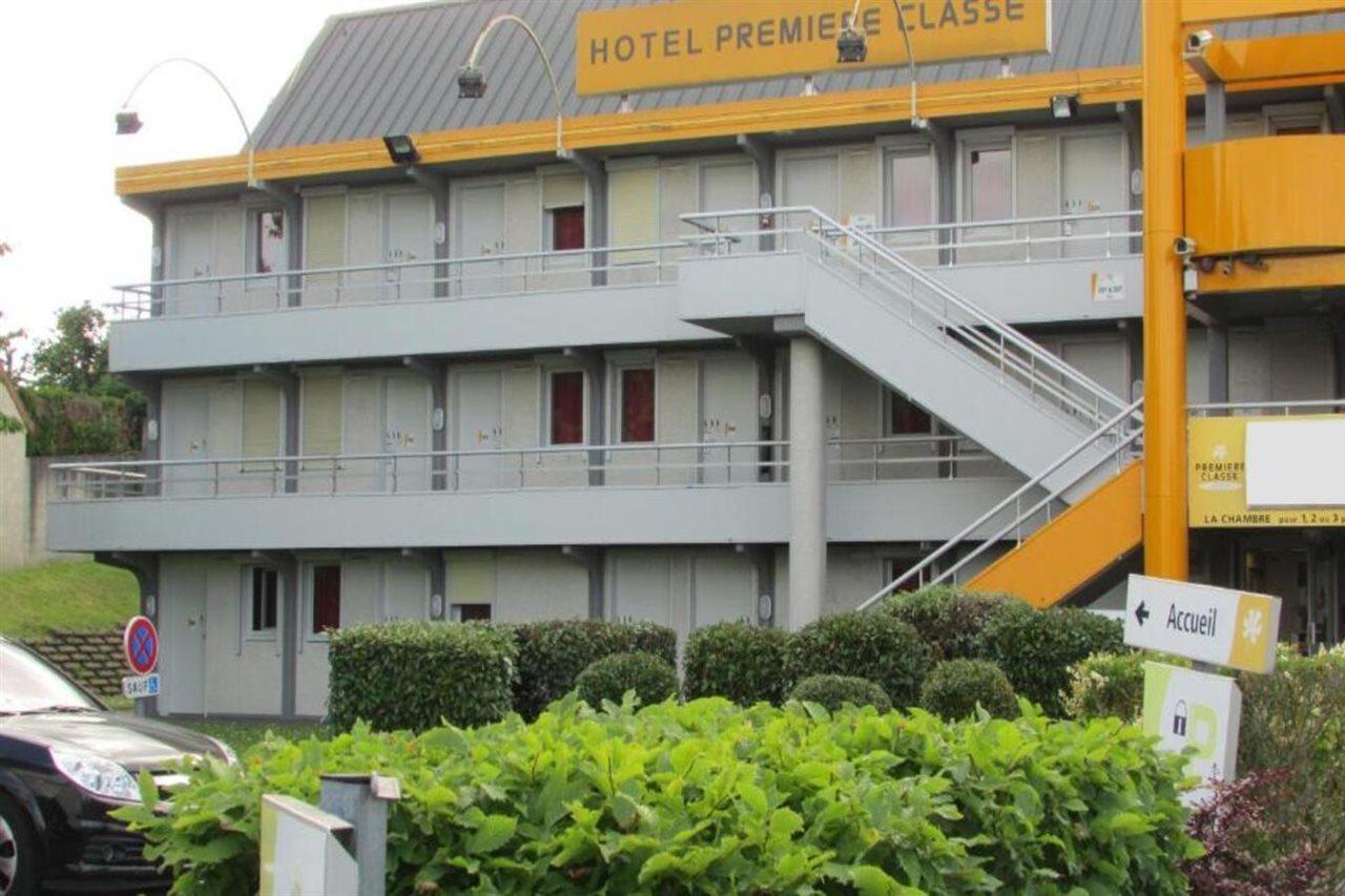 พรีเมียรคลาสลาวิลเลดูบอยส์ Hotel La Ville-du-Bois ภายนอก รูปภาพ