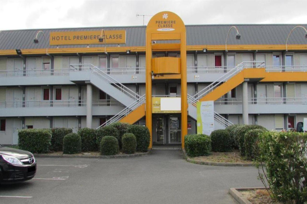 พรีเมียรคลาสลาวิลเลดูบอยส์ Hotel La Ville-du-Bois ภายนอก รูปภาพ